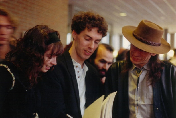 1994-howe1.jpg