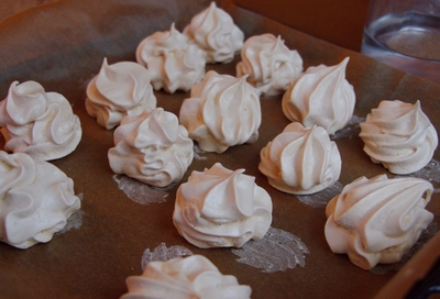 Meringues, net uit de oven
