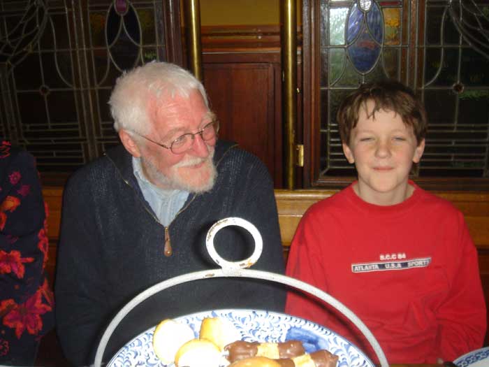 Hans en Age
